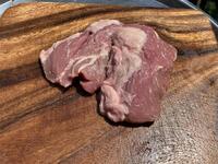 Beef shoulder loin (imported) 60g x 2 pieces