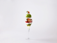 【夜パフェ】抹茶とイチゴのパフェ