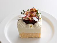 Fig and honey baked cheesecake