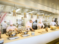 Lunch Buffet Children (ages 5-12) from 1,600 yen (tax included)