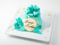 Innovation Blanc コース（全8品）　リボンケーキ付き