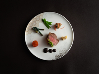 【Lunch Course】A traditional Japanese multiple course meal　shidarezakuraakura