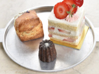 【ベイクプレート】苺の米粉ショートケーキセット(ドリンク付き)