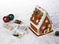 【Take Out】 Gingerbread House Making Kit