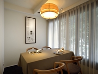 個室2名から4名様（個室料サービス特典）