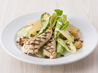 GRILLED CHICKEN CAESAR SALAD