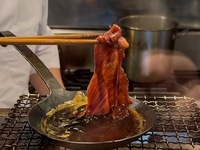 Reservations for seats only. Enjoy country cuisine.