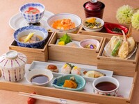 30周年記念【ネット限定割引価格】　1日限定8食　味彩箱