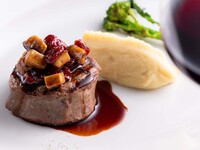 【12/24,25】 CENTRUM アメリカンステーキハウス クリスマスディナー