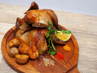 【事前ご予約・ディナー限定】 焼き立て! ロティサリーチキンを確約! 席のみプラン (ハーフサイズ/2~4名様向け)※ポテトは別オーダーになります。