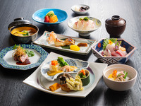 【料理長のおすすめ会席】 厳選食材を使用した前菜、お刺身、焼物など
