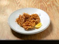 【テイクアウト】鶏もも肉のスパイシーフリット（5個）