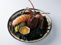 [Spiny Lobster Soy Sauce Course]