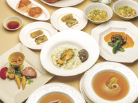[Lunch] Higashiyama course 7 dishes including 4 kinds of cold dishes, Peking duck, mini shark's fin soup, and Omi beef