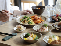 [Holidays (Saturday, Sunday, and public holidays)] New lunch buffet