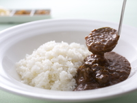 波多比亚酒店特色菜：牛肉咖喱