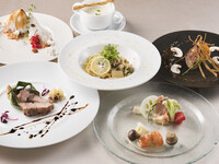 Chef’s Premium 〈全6品+PETIT FOUR、CAFE〉