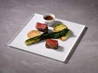 【平日】11：30より入店可　前菜ブッフェ+選べるメインで楽しむモダンランチ+時間無制限(￥4.500)