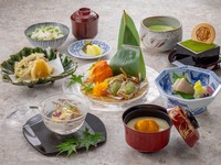 上質な味わいに浸る京の四季会席　嵯峨野～さがの～