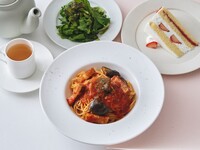 [Special lunch with dessert and drink] Eggplant and bacon pasta with homemade tomato sauce