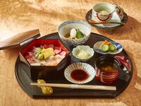 Seafood Chirashi Gozen (Lunch) 4,180 yen