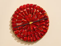 【12/19~25受取予約】 Xmas限定チョコストロベリータルト(24cm)