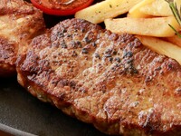 【テイクアウト】放牧牛のサーロインステーキ　和風オニオンフルーツソース(225ｇ)