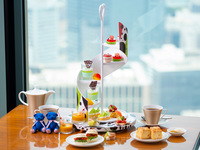 【WD/16%OFF】 Afternoon Tea w/Conrad Bule Bear