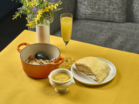 国際女性デースペシャルランチサラダバー + メインディッシュ