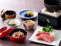 【Recommendation】Special set menu Sukiyaki A5 120g ＆ Tuna Toro Ikura