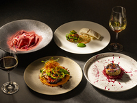 【Classic Course】4 dinner course + Champagne Free Flow