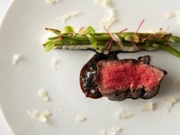 【平日：公式限定特典付ランチコースC】国産牛フィレと鮮魚のWメイン全5品＆ドリンクビュッフェ