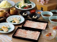 桜鯛と筍、六白黒豚の出汁しゃぶ会席