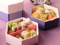 [Lunch at Kikugetsutei in Ritsurin Garden] Seasonal bento(includes matcha and sweets)