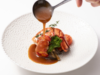 オマール海老と近江牛で祝う プレミアムお祝いランチ　8,000円