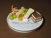 Dessert and fruit platter