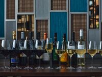 ★ワインビュッフェ