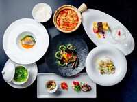 【WEB予約限定】成都コース & フリードリンク2時間プラン 