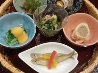 【四種時令蔬菜精選套餐】前菜、生魚片、燒烤、燉菜等6～7道菜