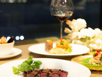 Luxurious and blissful Thai cuisine ☆ [Premium Siam Course & 2 hours all-you-can-drink] Selected beef rib roast grilled Thai royal cuisine such as "Sua Rong Hai", a typical grilled dish from the Isan region, served one plate per person