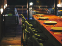 Course meal (prepared at the in-store seat)