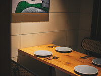 大皿で楽しむシェアコースB：全7品（店内2階テーブル席でのご用意）