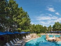 【7/1-9/15 Weekend & National Holidays Daylight time Part1】 Pool ticket with deck chair 