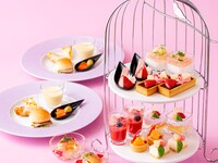 [Seasonal Afternoon Tea★3 hours] Strawberry and peach sweets stand × Free cafe