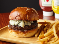 [Kuroge wagyu] Bay Blue Cheese Burger