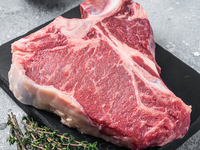 Tボーンステーキ（約500g）