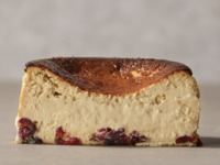 【テイクアウト】アッサムティー&クランベリー バスクチーズケーキ