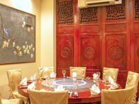 ■4名様より個室確約｜税込13,000円・2時間飲み放題付き｜銘々盛り｜サービス料・室料０円（12月除く）