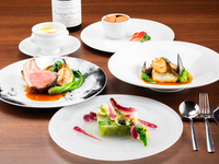 Specialitè Toast drink included (sparkling, non-alcoholic)