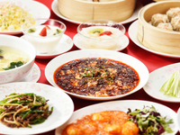 【日曜・祝日限定】テーブルオーダー　ディナーバイキング　【全40品】65歳以上